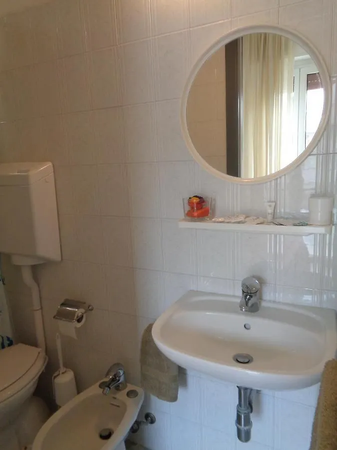 Hotel Lariana Rivazzurra Di Rimini