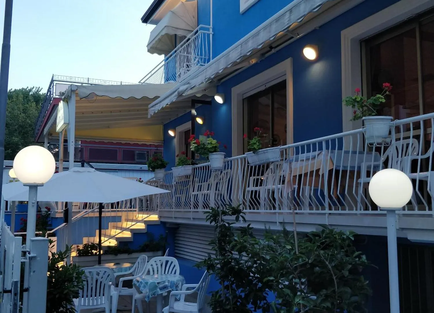 Hotel Lariana Rivazzurra Di Rimini