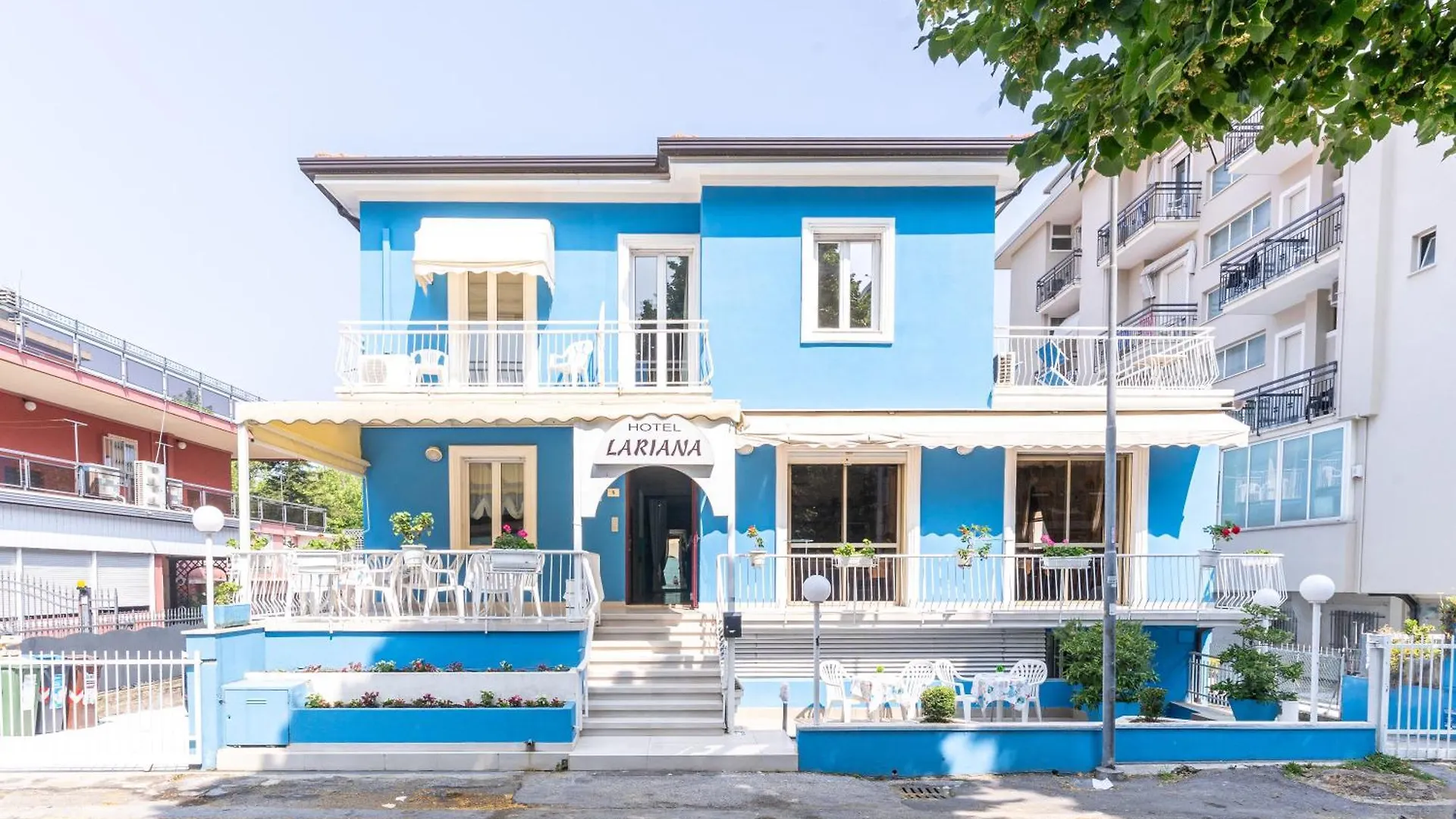 Hotel Lariana Rivazzurra Di Rimini